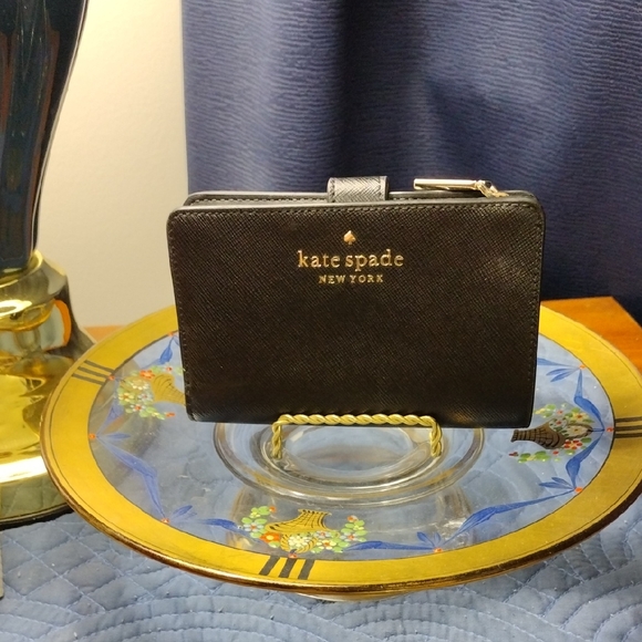 kate spade Handbags - Kate Spade Black Leather Wallet with Gold Logo